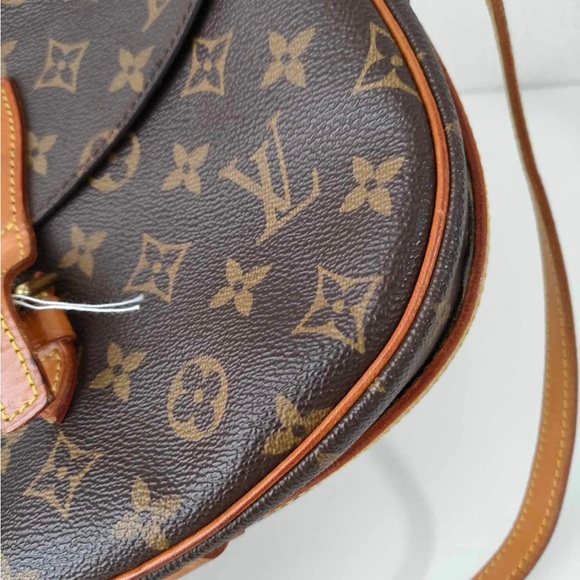 Louis Vuitton Jeune Fille MM Monogram Cross Body Bag. Authentic - Picture 3 of 9